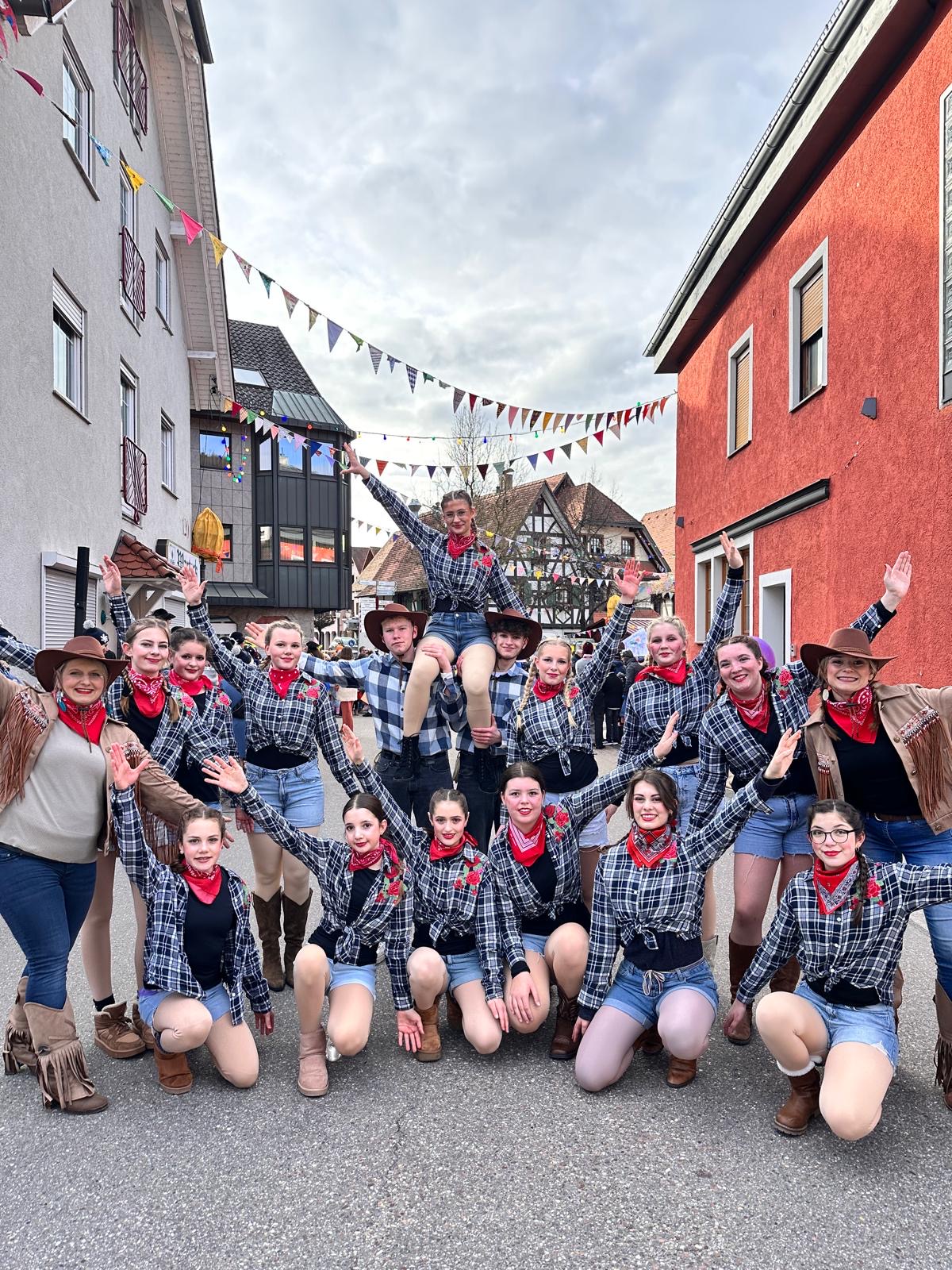 033fb858-659b-4a7d-a817-c6320f755bf1 TVK Jugendjazztanzgruppe aktiv an der Kappler Fasnacht