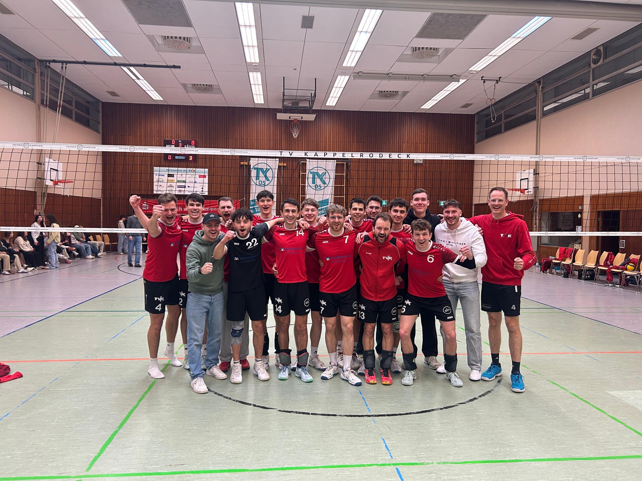 1000075470 (002) Starker Saisonabschluss trotz Niederlage gegen den Meister