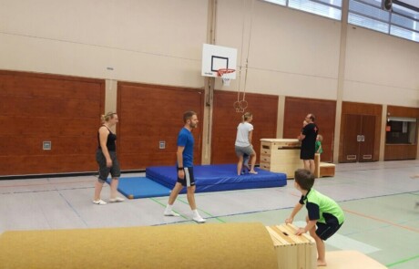 Eltern-Kind Bewegungsaktion beim TVK