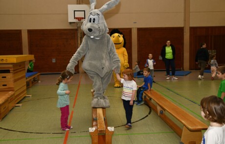 Weihnachtsbesuch von Hoppel und Bürste