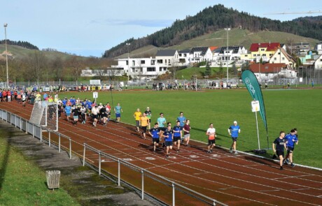 Knapp 700 Teilnehmer waren am Silvesterlauf dabei