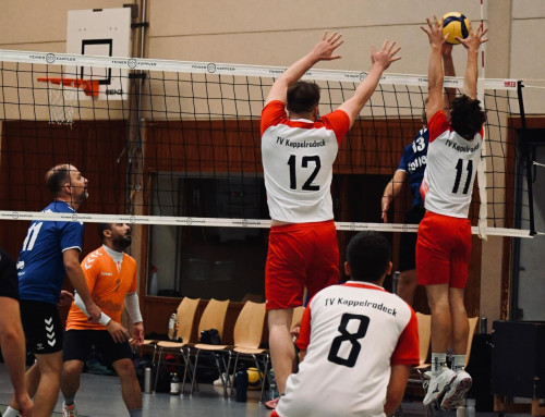 Achterbahn der Gefühle beim Heimspielauftakt: Herren 2 sichern sich vier starke Punkte