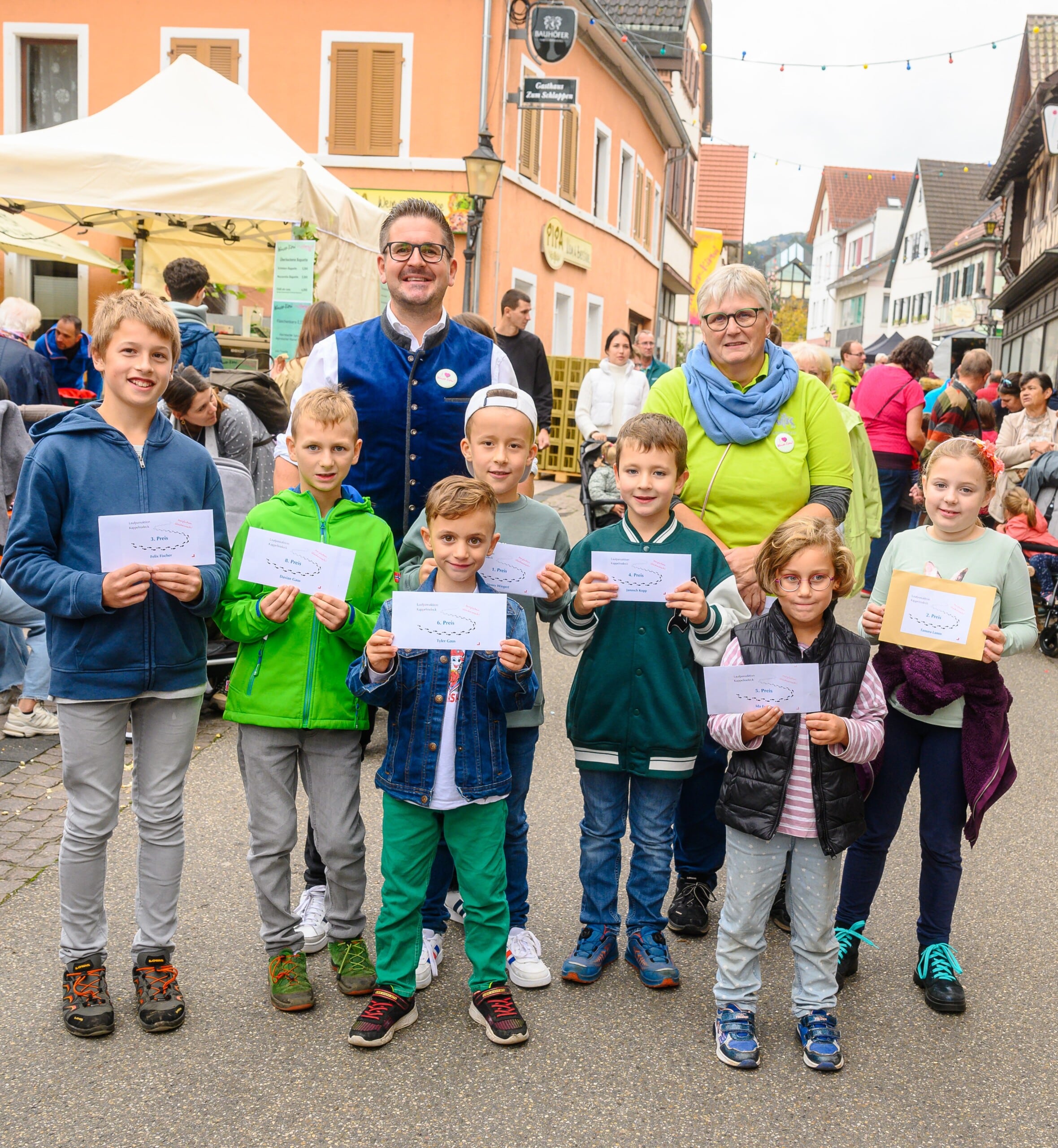 Laufpass_Kirwi_24 Gemeinde ehrt die Gewinner der Laufpassaktion